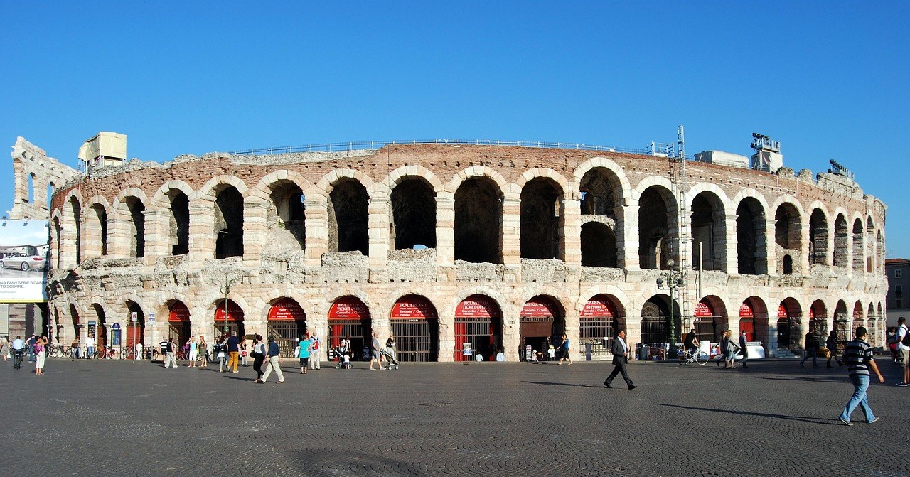ARENA DI VERONA - RIGOLETTO - POPUNJENO!!