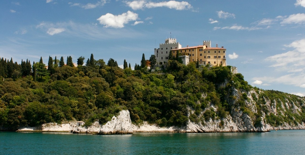 DVORAC DUINO – PALMANOVA RAZGLED GRADA  – SHOPPING